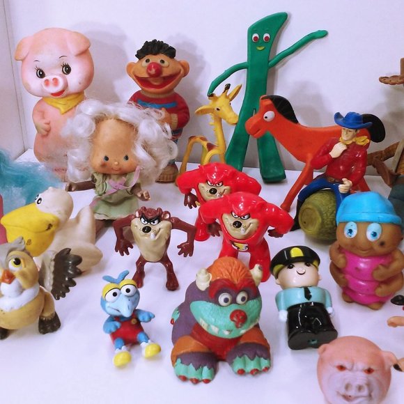 Lot of 27 Vintage 70s-80s Toys Assorted Karcher Monster Ernie Lil Pony Taz Smurf - Picture 6 of 12